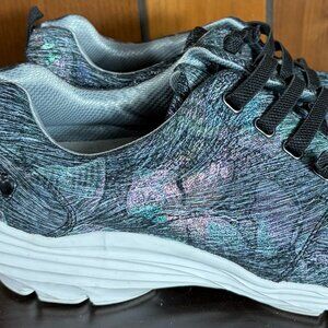 Nurse Mates Align Velocity Sneaker Multicolor Butterfly Metallic Womens Sz 9.5W
